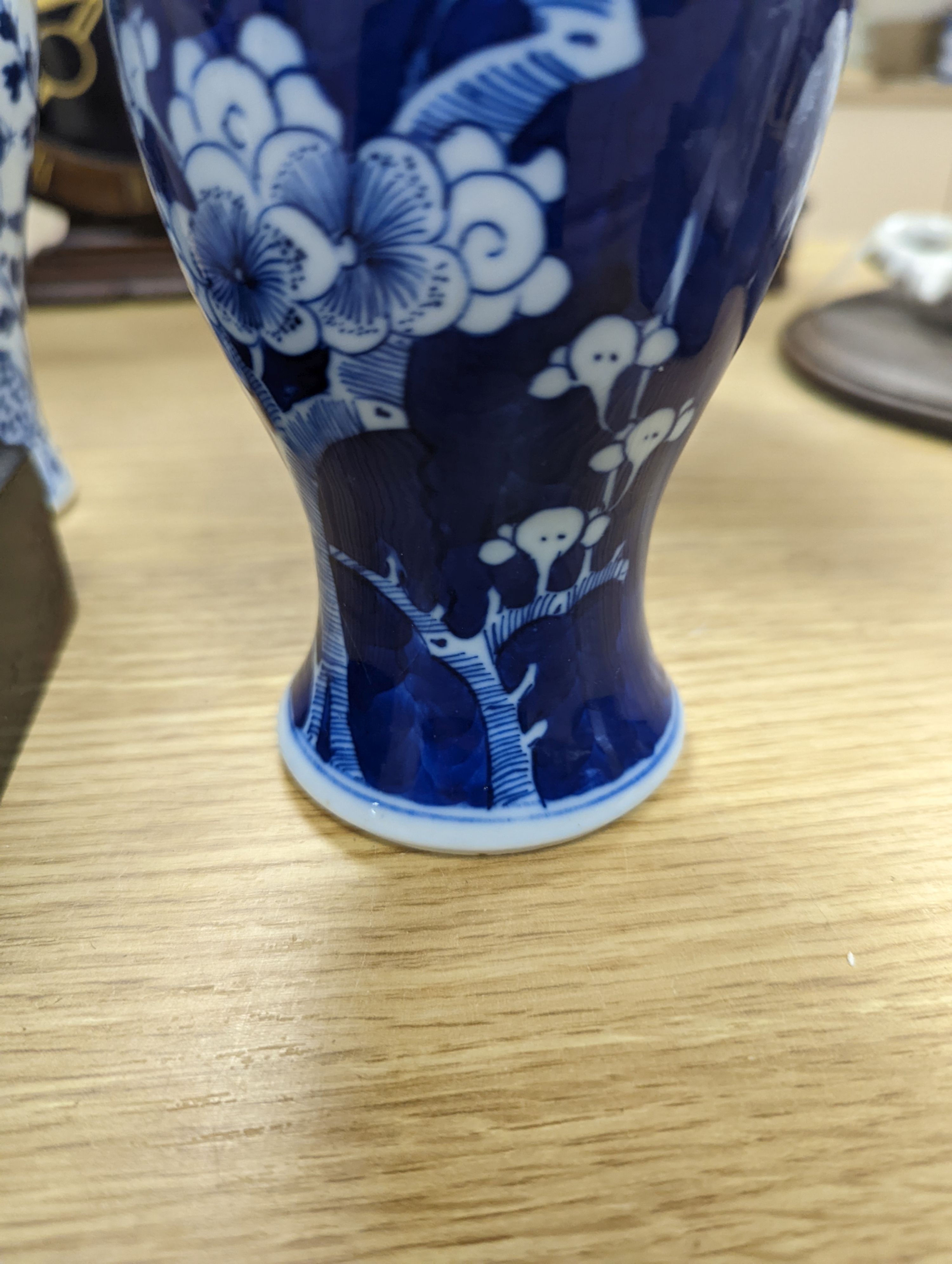 Three Chinese blue and white vases, late 19th/early 20th century, the tallest 19.5 cm
